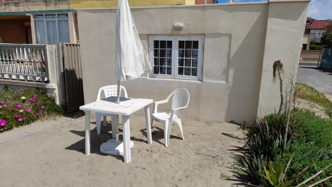 Apartamento Casina Sulla Sabbia Torvaianica Exterior foto